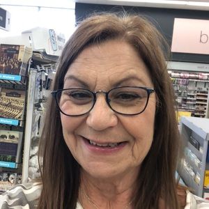 Meet your Posher, Anne